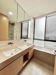Urban Suites (D9), Condominium #522938121
